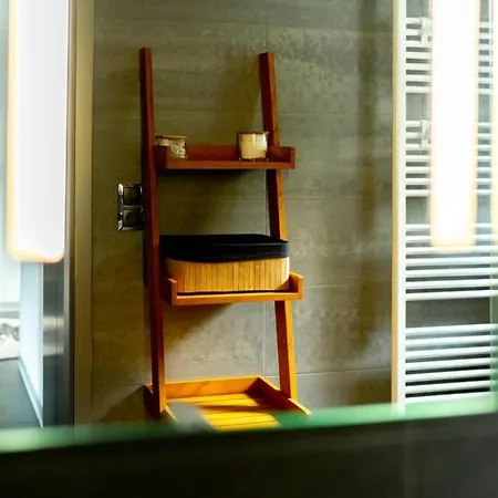 La G - De Standing Apartment